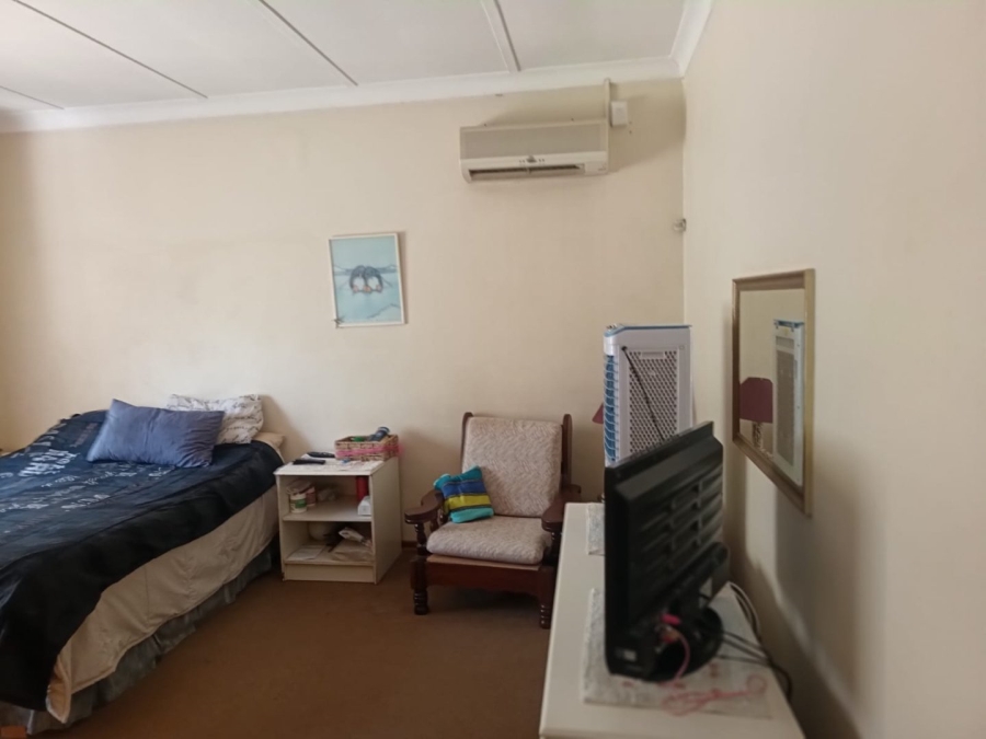 3 Bedroom Property for Sale in Verwoerdpark Northern Cape